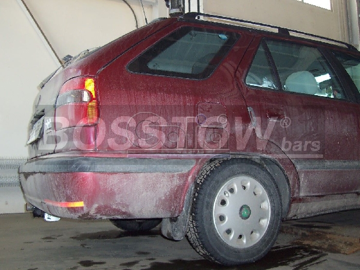 Anhängerkupplung für Skoda Felicia Kombi Vanplus 1995-2001 Ausf.: abnehmbar