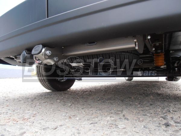 Anhängerkupplung für Renault Master Kastenwagen Frontantrieb ohne Trittbrett, Fzg. ohne Elektrosatz Vorbereitung 2014-2024 Ausf.: abnehmbar