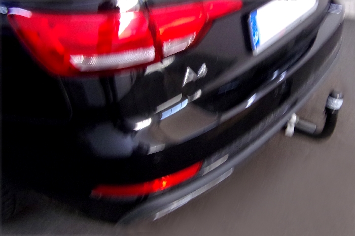 Anhängerkupplung für Audi A4 Avant nicht Quattro, nicht RS4 und S4 2024- Ausf.: V-abnehmbar