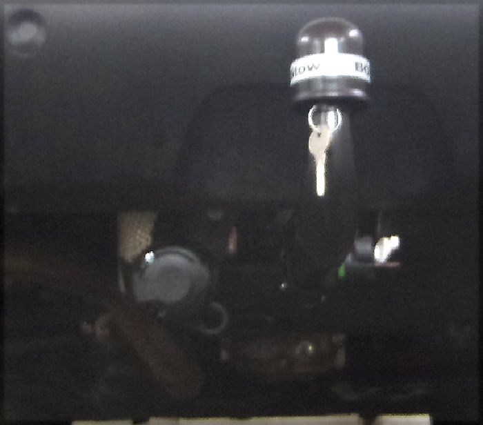 Anhängerkupplung für Dacia Duster SUV 4WD, spez. Adblue 2018-2024 Ausf.: V-abnehmbar