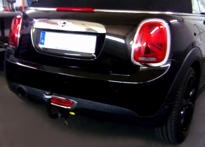Anhängerkupplung für MINI One, One D, Cooper F57 Cabrio, nicht S, spez. Fzg. o. Anhängelastfreigabe, nur für Heckträgerbetrieb 2016-2020 Ausf.: V-abnehmbar