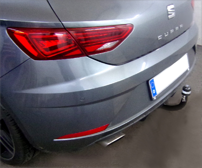 Anhängerkupplung für Seat Leon Fließheck Typ 5F, spez. Cupra 2WD 2017-2020 Ausf.: V-abnehmbar
