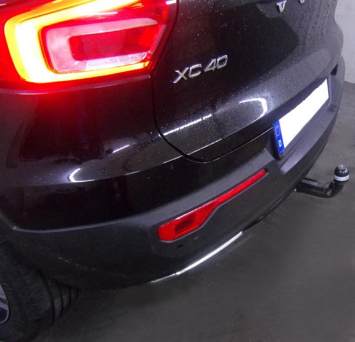 Anhängerkupplung für Volvo XC 40 spez. R-Design 2018-2024 Ausf.: V-abnehmbar
