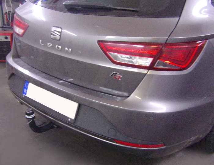 Anhängerkupplung für Seat Leon ST Kombi 2013-2014 Ausf.: V-abnehmbar