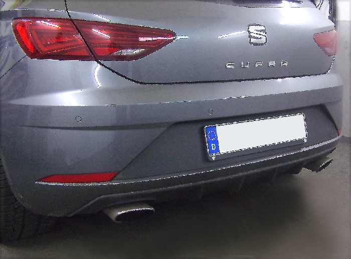 Anhängerkupplung für Seat Leon Fließheck Typ 5F, spez. Cupra 2WD 2017-2020 Ausf.: V-abnehmbar