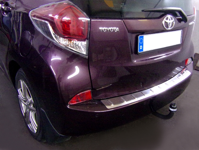 Anhängerkupplung für Toyota Verso S 2011- Ausf.: starr