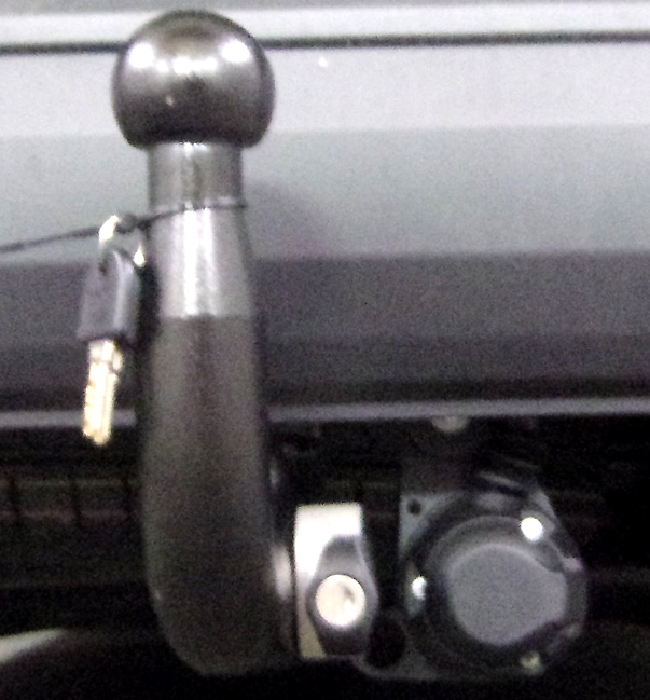 Anhängerkupplung für VW Caddy V, Kasten/ Bus/ Kombi, spez. Adblue, ohne Elektrosatzvorbereitung 2020-2023 Ausf.: V-abnehmbar