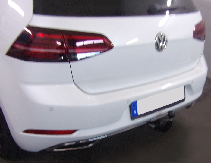 Anhängerkupplung für VW Golf VII Limousine, nicht 4x4 2017-2019 Ausf.: V-abnehmbar