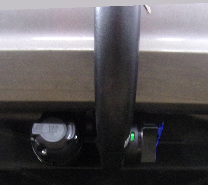 Anhängerkupplung für Mercedes E-Klasse Kombi W 212, nicht Erdgas (Natural Gas) 2009-2011 Ausf.: V-abnehmbar